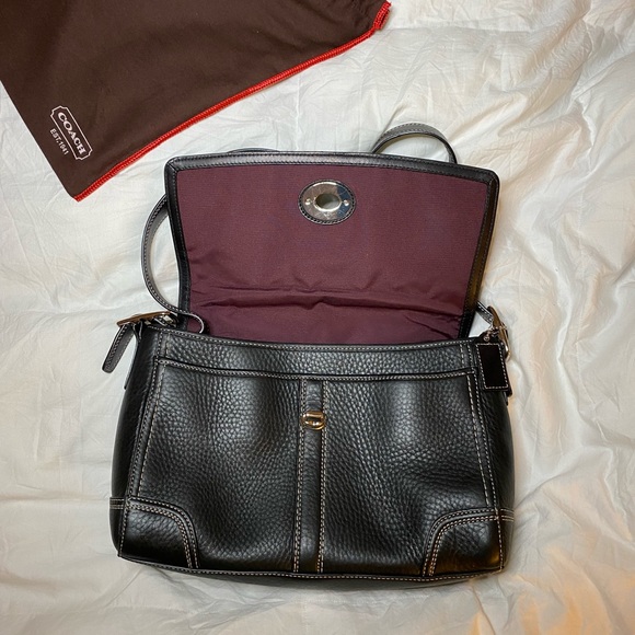 Coach purse - Picture 3 of 6